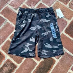 NEW Size 10-12 Camouflage Print Shorts